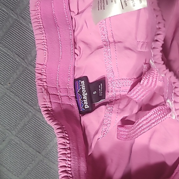 Patagonia Kids Pink Baggies Shorts Size Small Girls (Id Say 7/8) - Picture 4 of 7